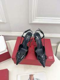Picture of Valentino Shoes _SKUValentinosz35-405CM8CMXC040220218